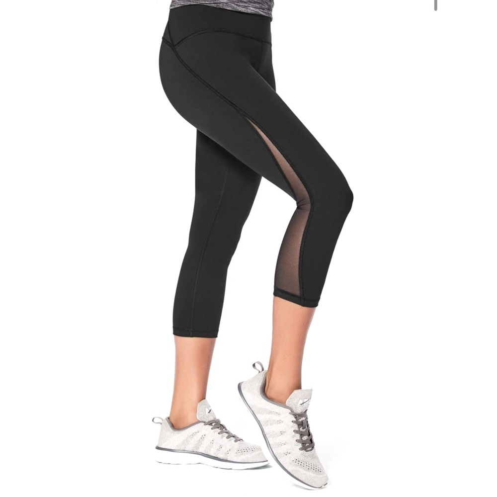 Lululemon Train Times Crop *21"